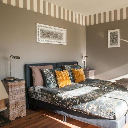 Bed and Breakfast Broeks' Bed En Brood Meerkerk Exterior foto