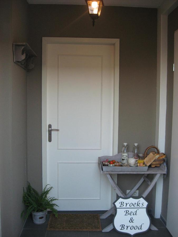 Bed and Breakfast Broeks' Bed En Brood Meerkerk Exterior foto