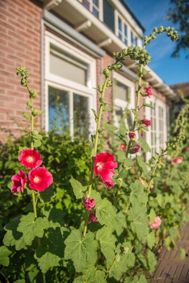 Bed and Breakfast Broeks' Bed En Brood Meerkerk Exterior foto